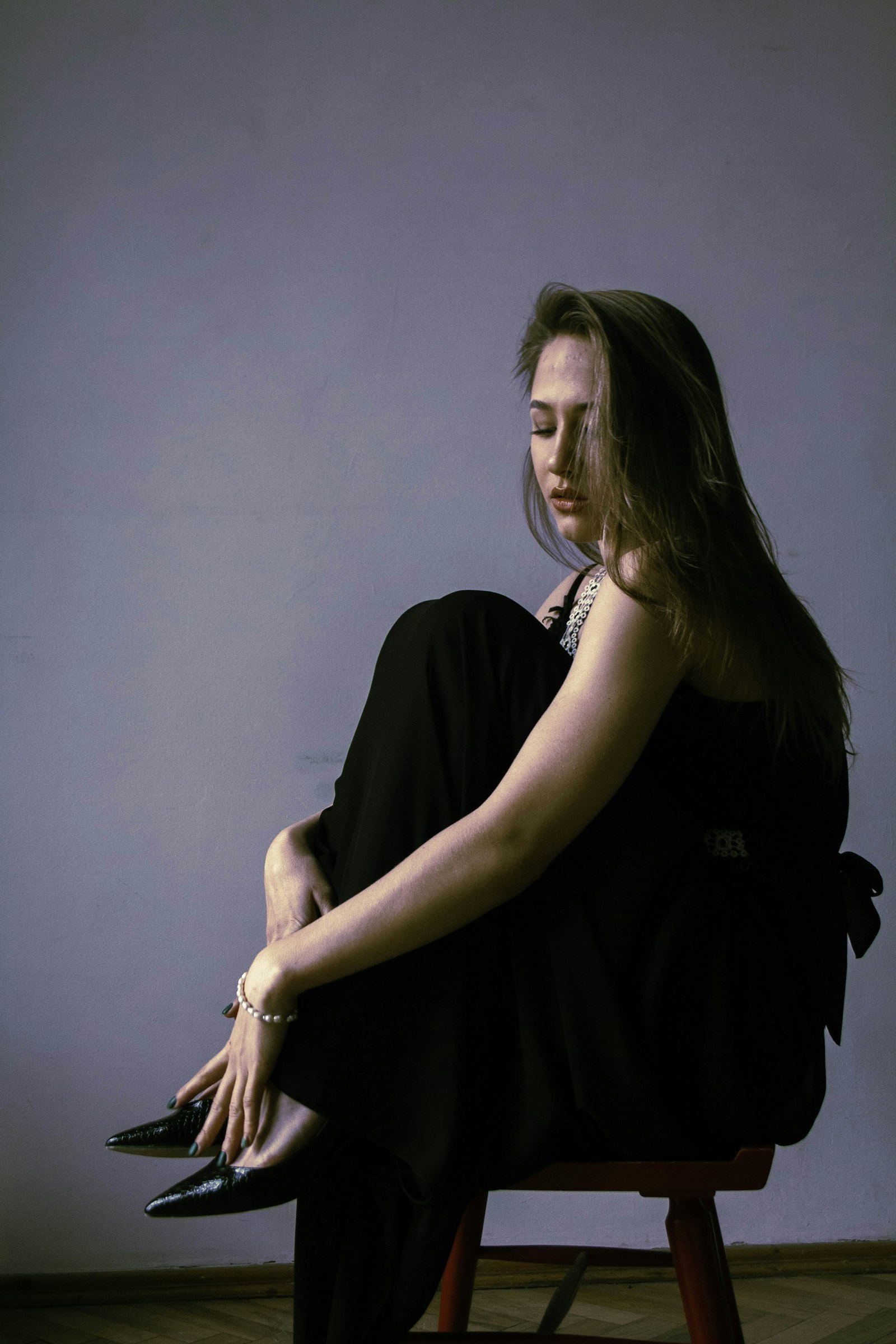 One Dress, Forty Frames